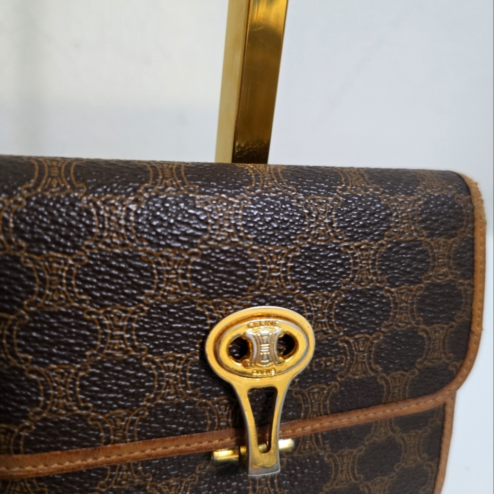 Celine Wallet - Picture 2 of 9